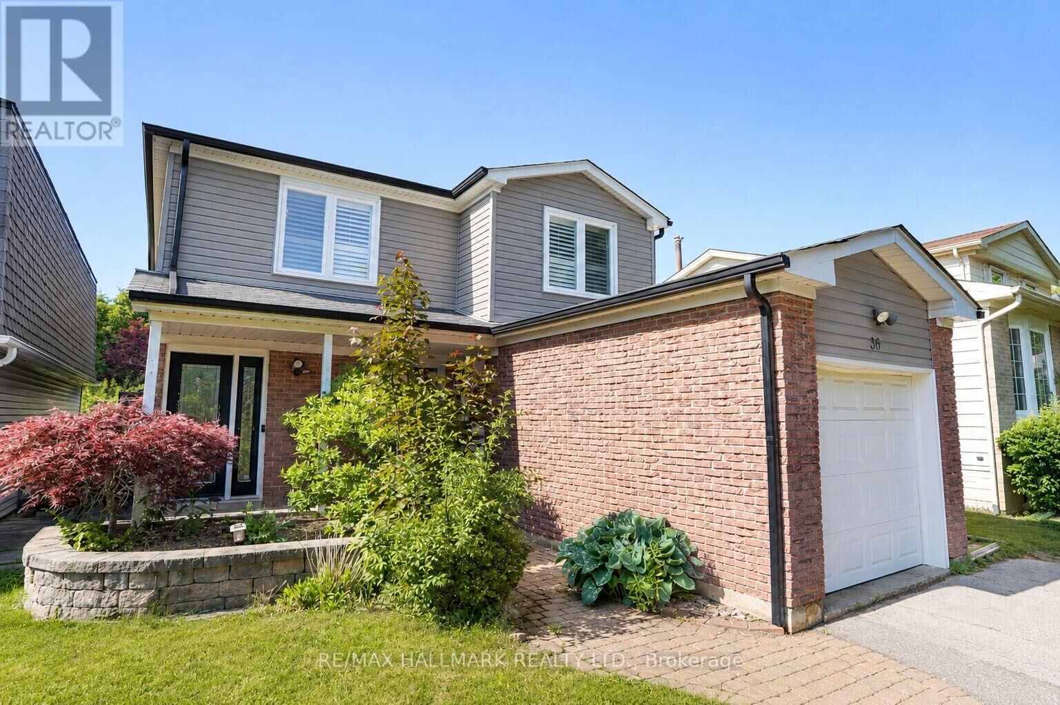 Property Photo:  36 Kitsilano Crescent  ON L4C 5A5 