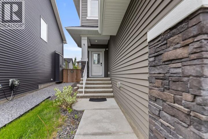 Property Photo:  265 Sandpiper Boulevard  AB T1X 0Y4 