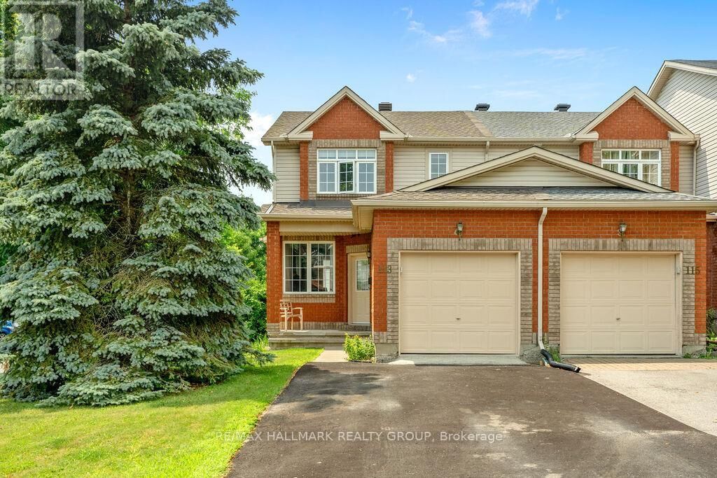 Property Photo:  113 Carwood Circle  ON K1K 4V5 