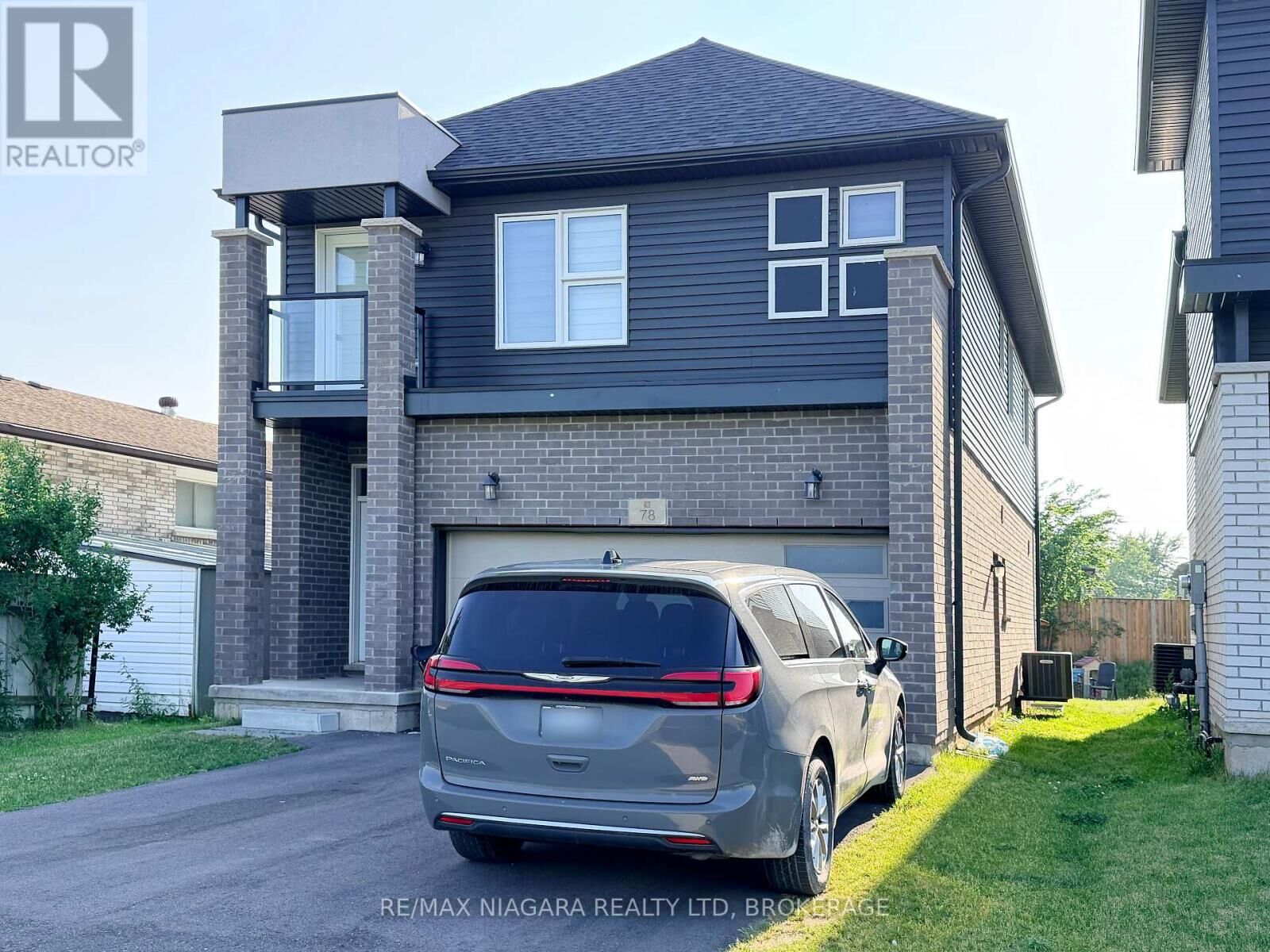 Property Photo:  78 Bradley Avenue  ON L3B 0K1 