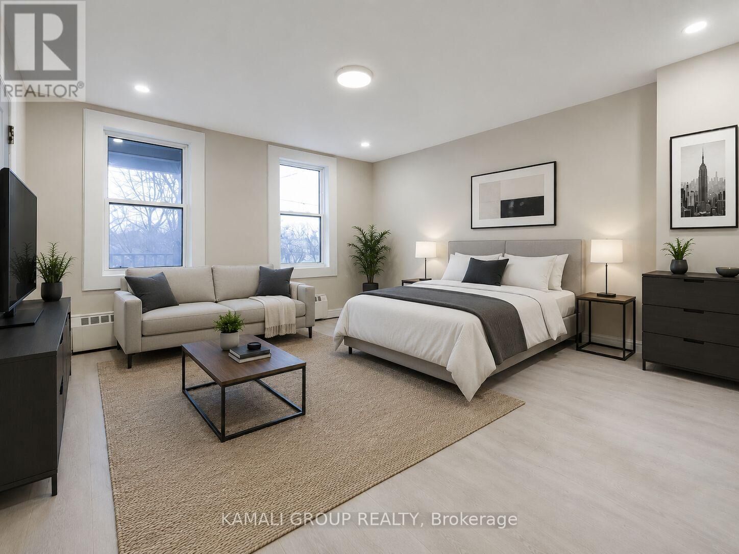 Property Photo: 81 McMillan Drive Unit 2 ON L1G 3Z7