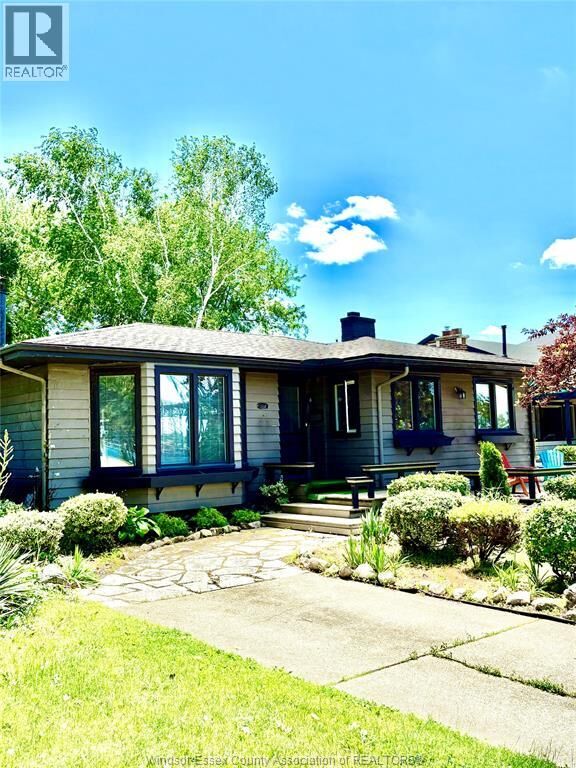 Property Photo:  2437 Riverside Drive West  ON N9B 1B2 