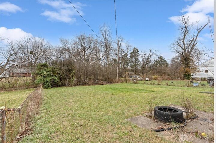 Property Photo: 3648 W Siebenthaler Avenue OH 45406