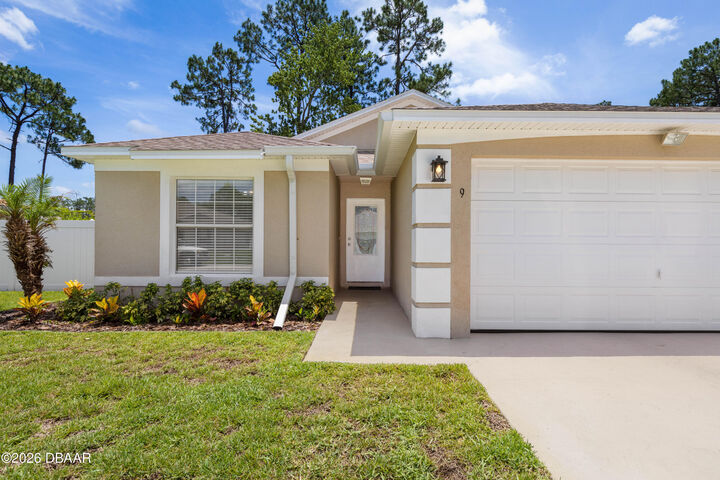 Property Photo:  9 Reid Place  FL 32164 