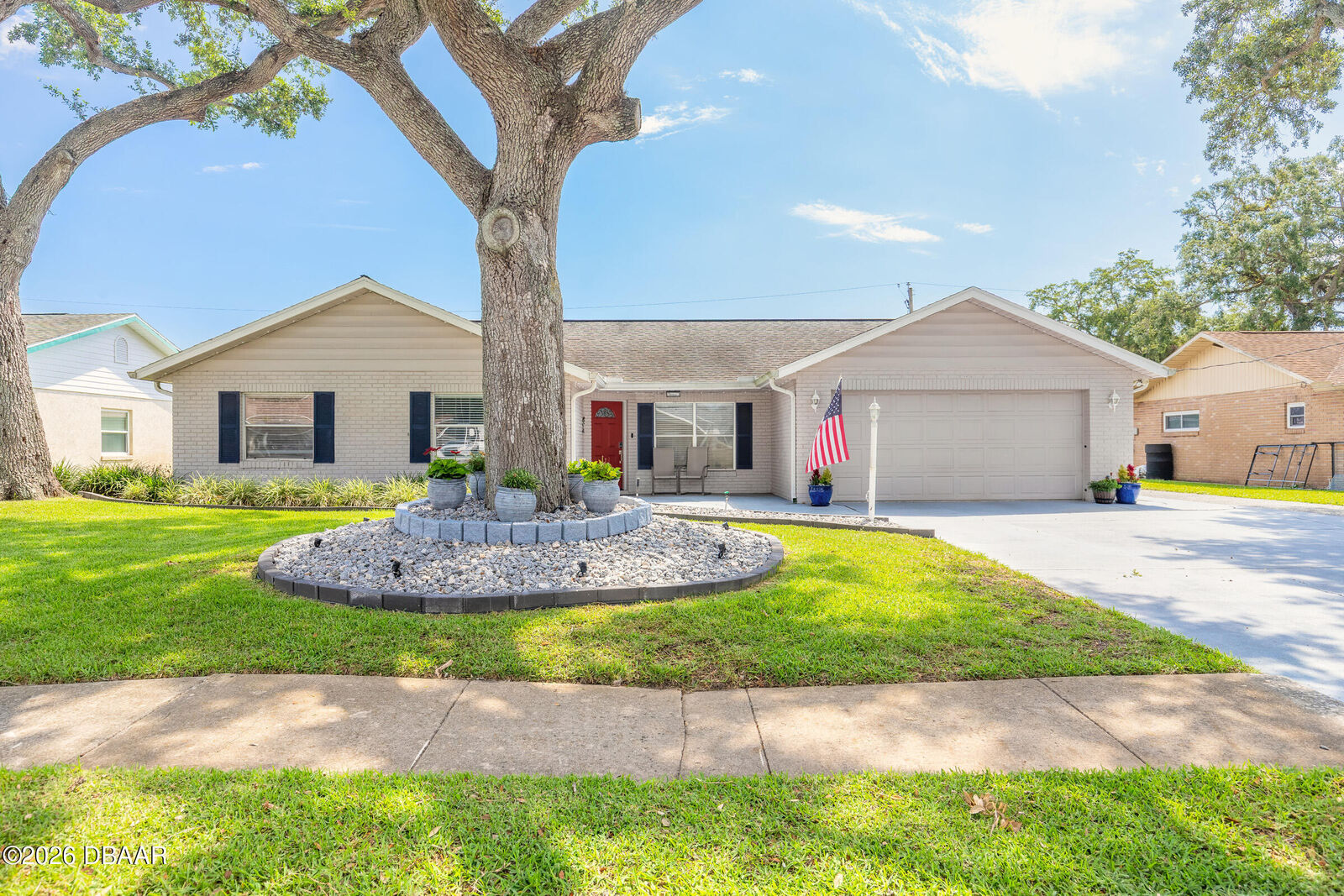 Property Photo:  1409 Edgewater Road  FL 32114 
