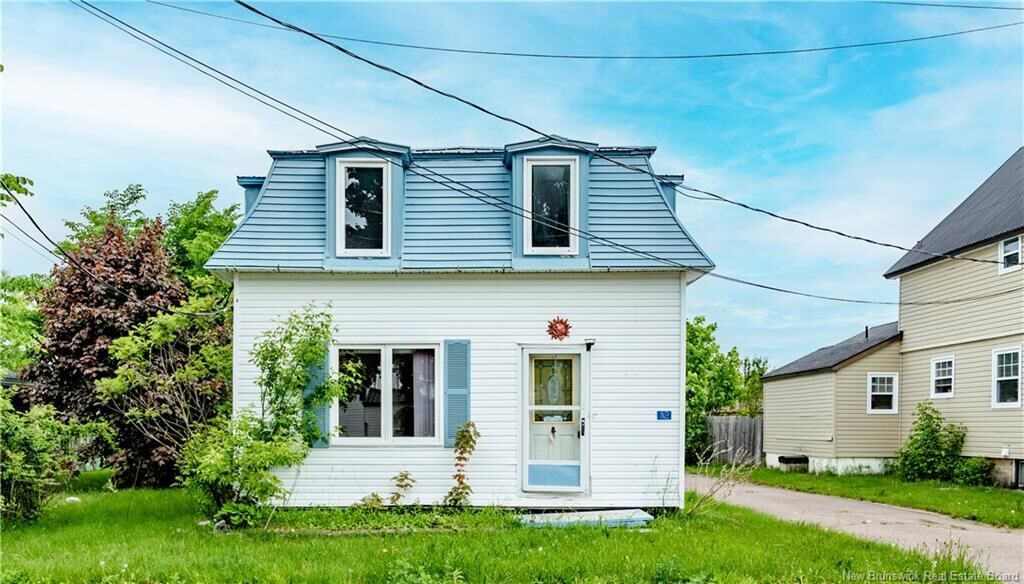 Property Photo:  12 Court Street  NB E4W 3Y2 