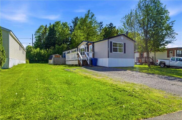 Property Photo:  21 Leslee Drive  NB E3B 6W6 