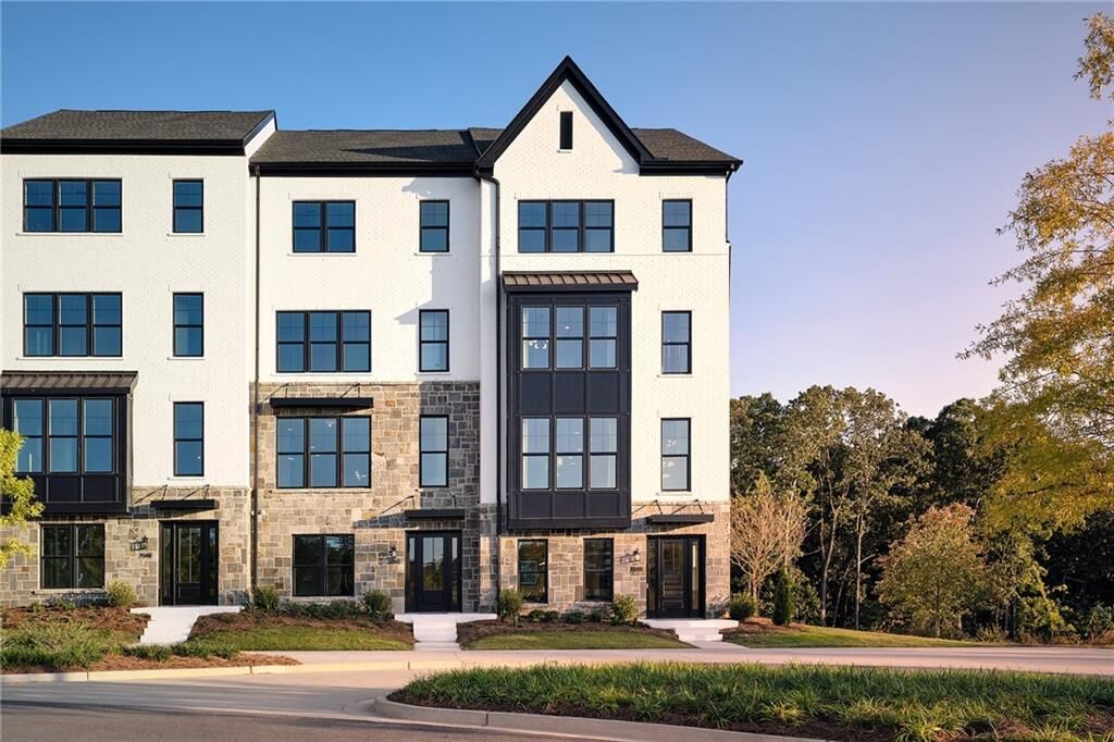 Property Photo: 2058 Lanier Grove GA 30009