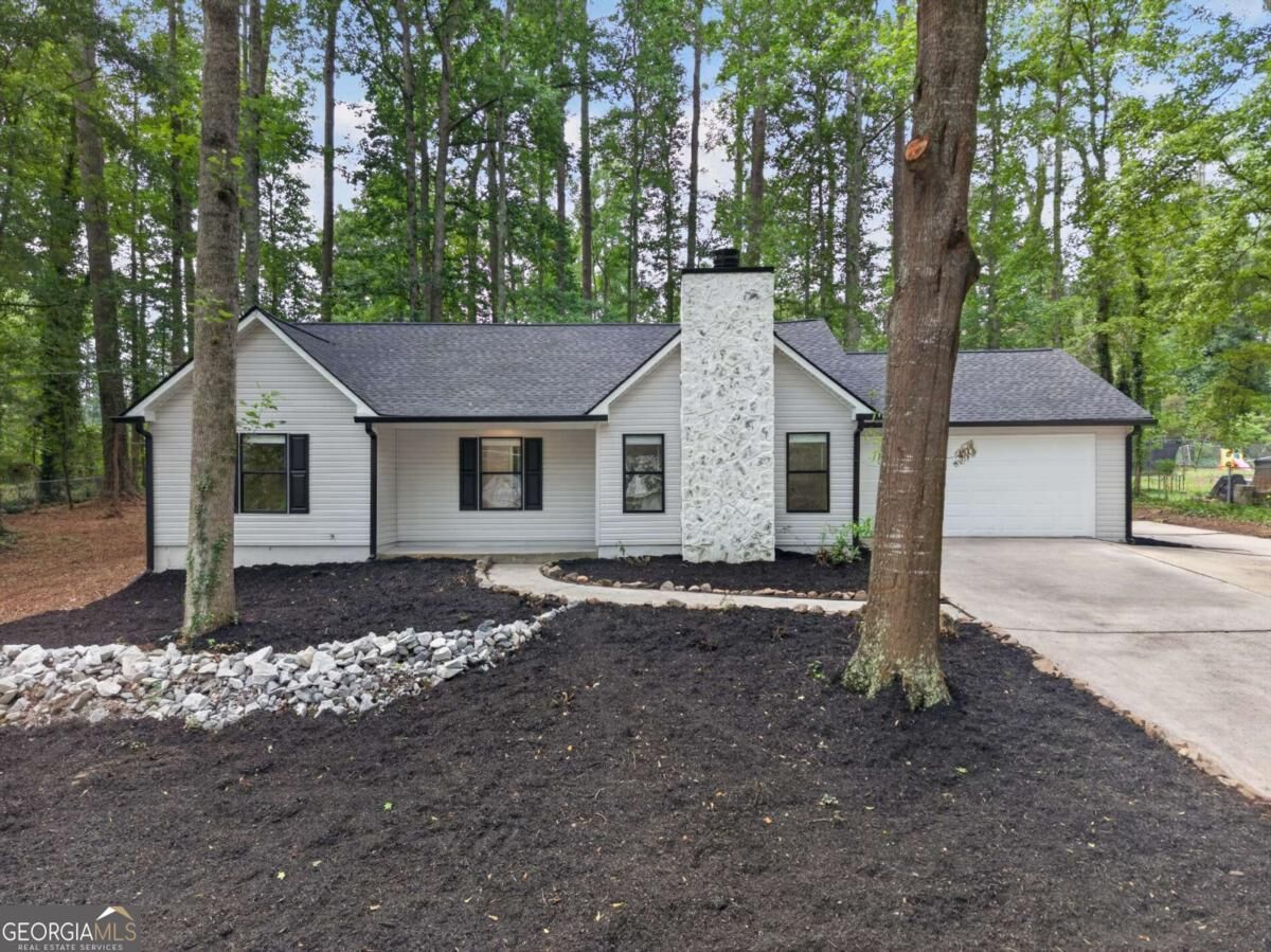 Property Photo:  160 Running Bear Trail  GA 30214 