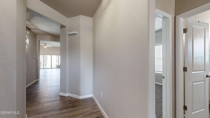 Property Photo:  1092 Nickel Hill Avenue  NM 88008 