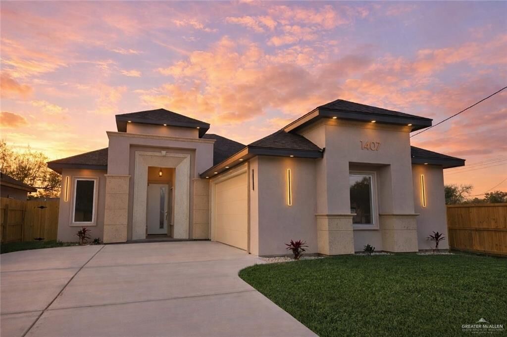 Property Photo: 1008 W E Street TX 78572