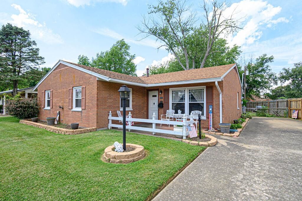 Property Photo: 1911 Wyandotte Ave KY 42301