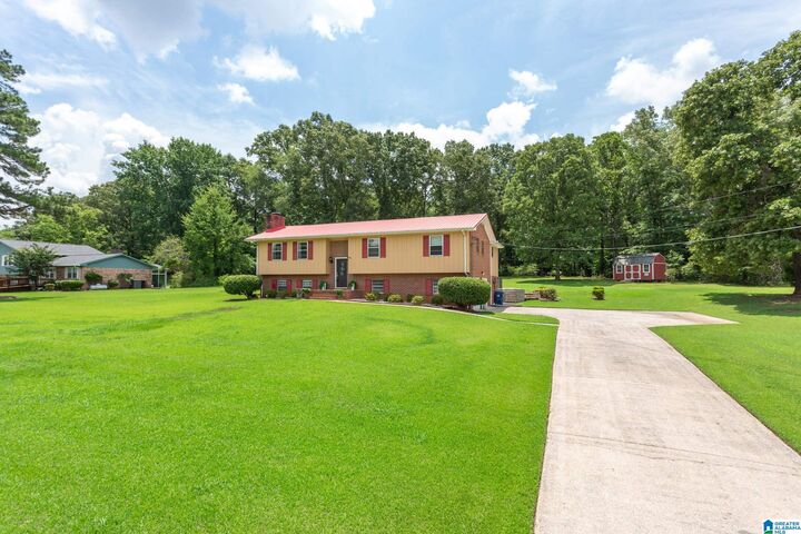 Property Photo: 199 Valley Drive AL 36250