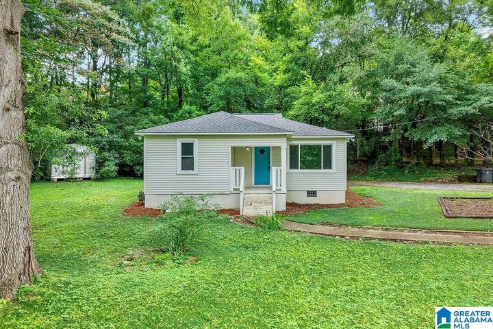 Property Photo: 3961 Bearden Drive AL 35243