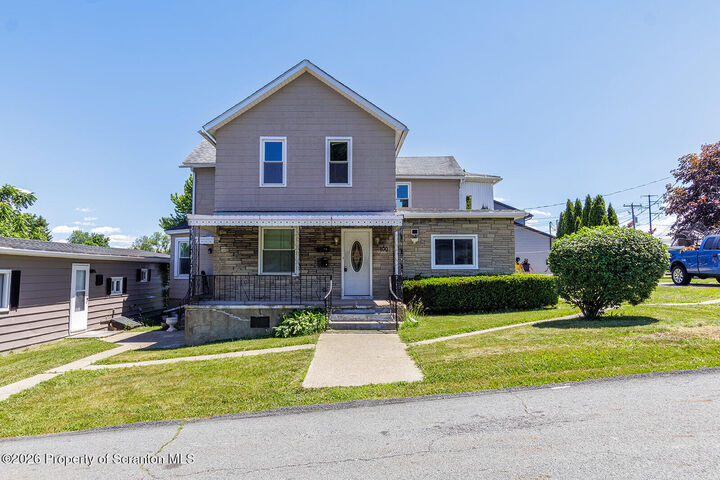 Property Photo: 100 Rose Lane PA 18518