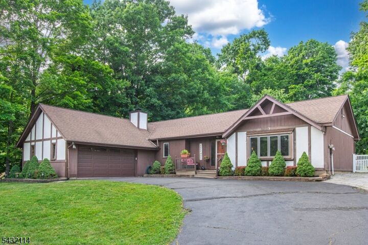 Property Photo: 14 Stanley Pl NJ 07828