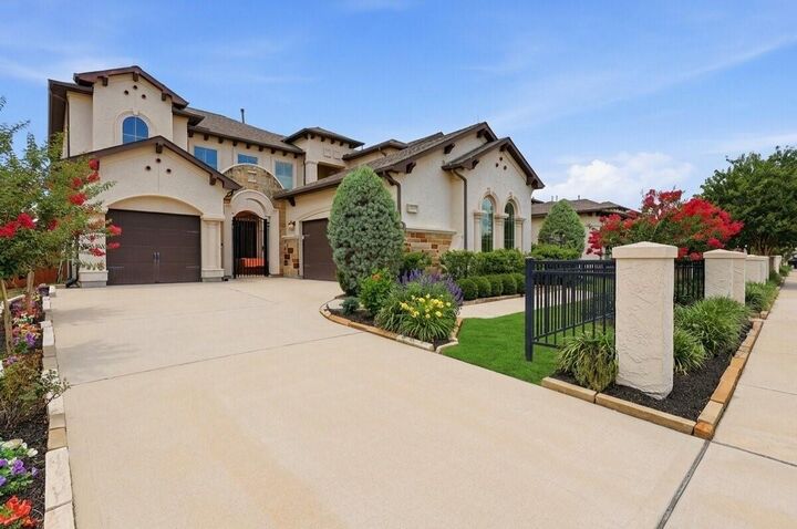Property Photo: 11218 Oudney Court TX 77407