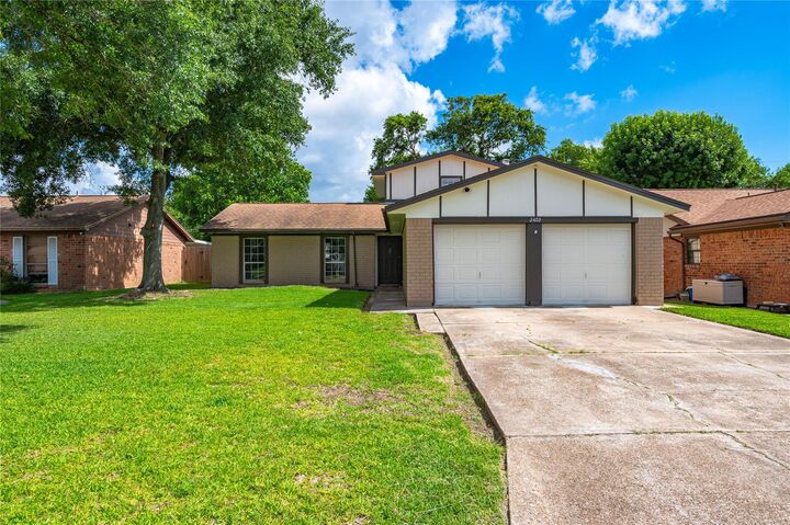 Property Photo:  2402 21st Avenue N  TX 77590 