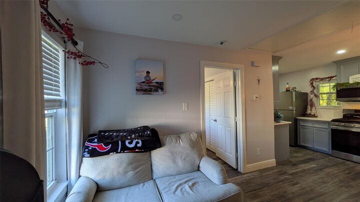 Property Photo:  6102 Harbrook Drive  TX 77087 