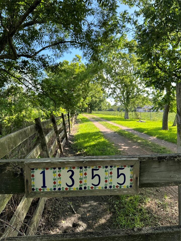 Property Photo: 1355 County Road 145 TX 77511