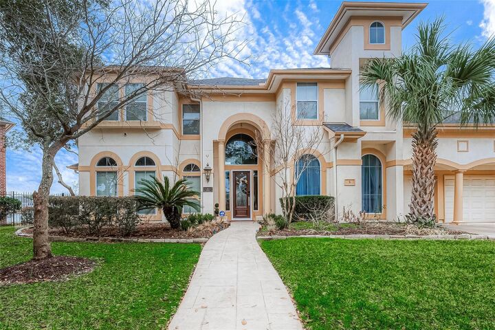 Property Photo:  5 Camden Court  TX 77479 