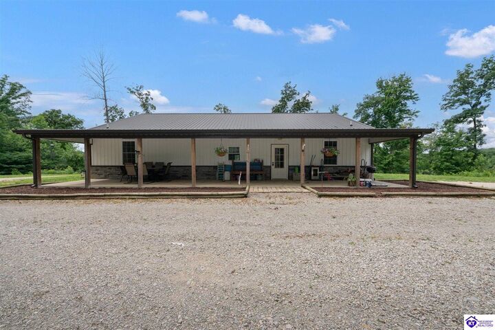 Property Photo: 7213 Hammonsville Road KY 42713