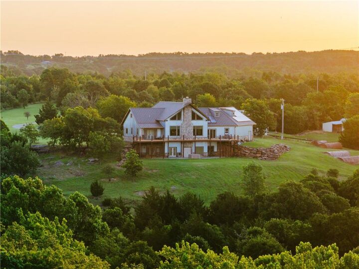 Property Photo:  42629 S 34200 Road  OK 74058 