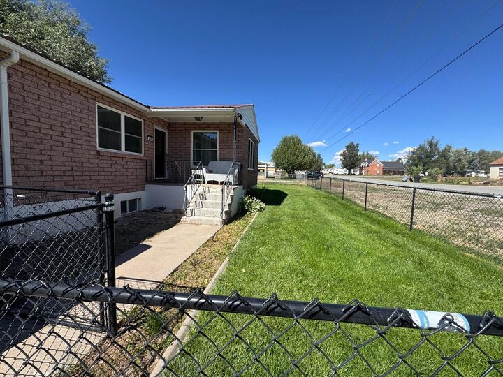 Property Photo: 455 N 100 E UT 84713