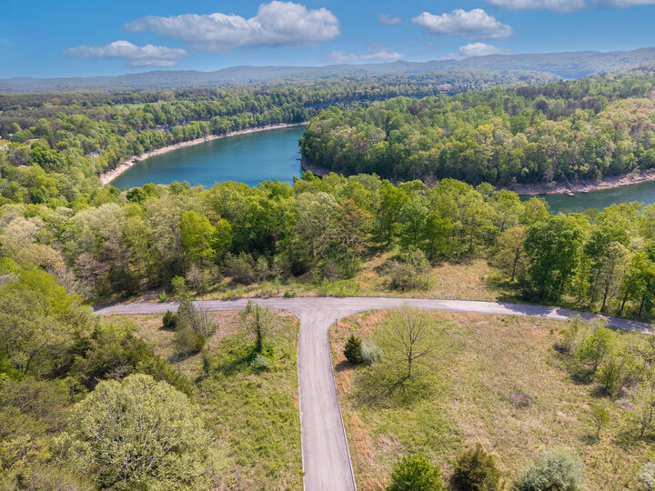 Property Photo: 028 Aderholt Road KY 42518
