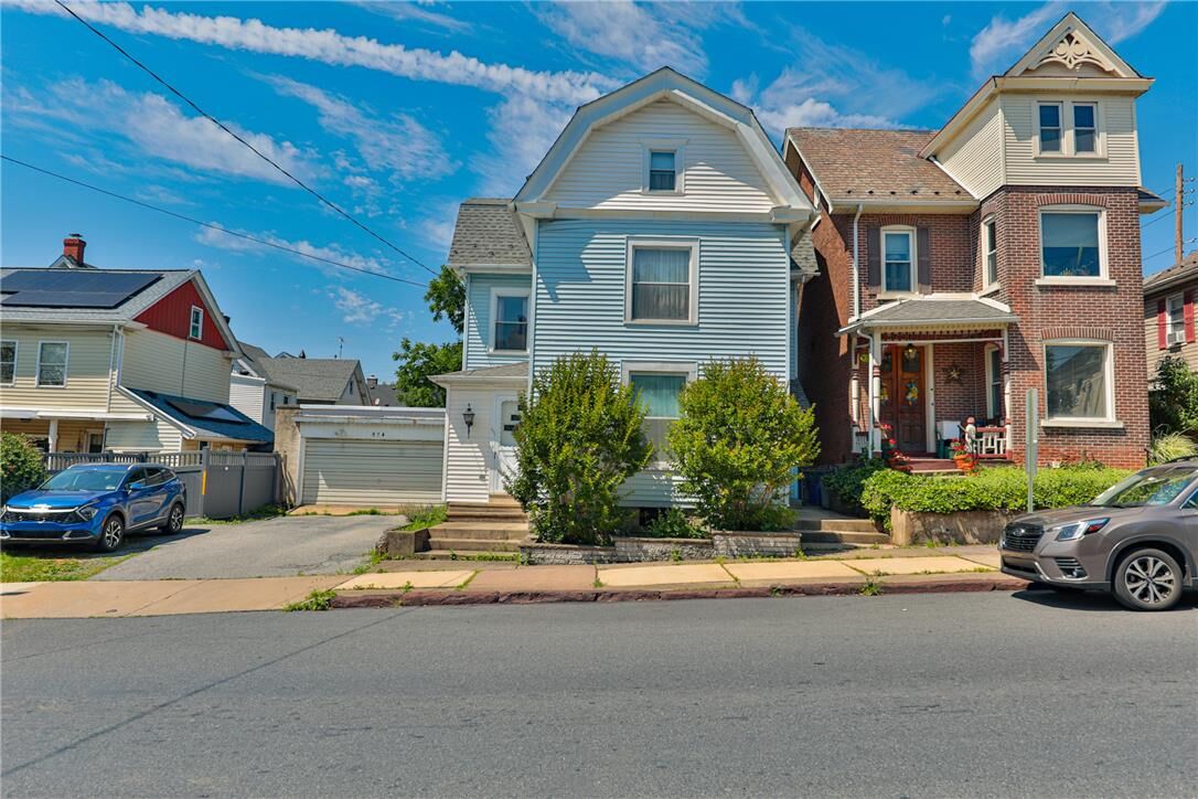 Property Photo:  111 E Goepp Street  PA 18018 