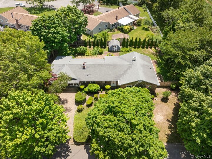 Property Photo:  4 N Balin Court  NY 11720 