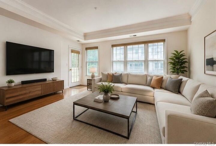 Property Photo:  28 N De Baun Avenue 205  NY 10901 