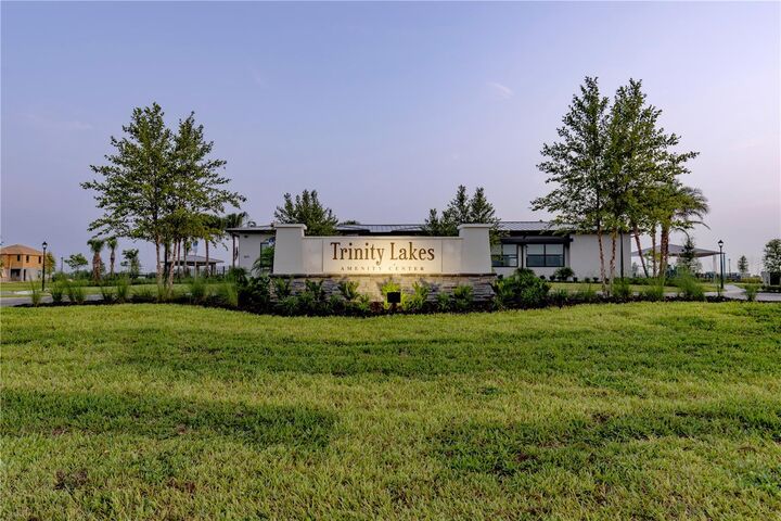 Property Photo: 7272 Rolling Leaf Road FL 34736
