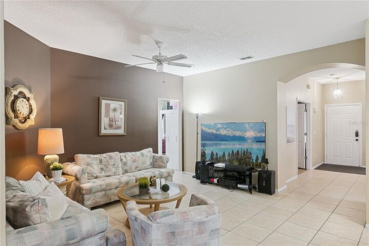 Property Photo:  765 Jaybee Avenue  FL 33897 