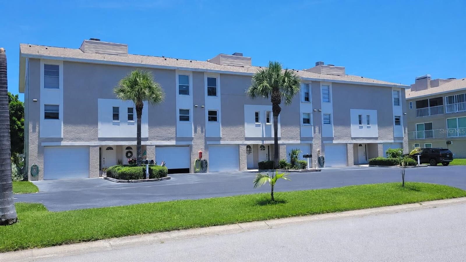 Property Photo: 255 Capri Circle N 17 FL 33706