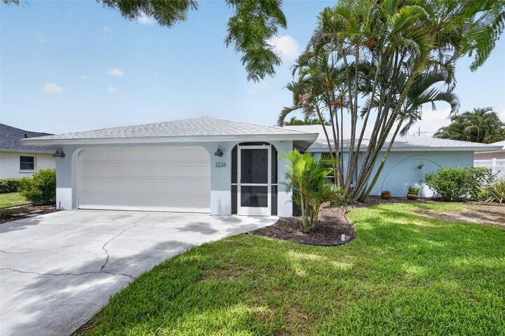 Property Photo: 1226 Pine Needle Road FL 34285