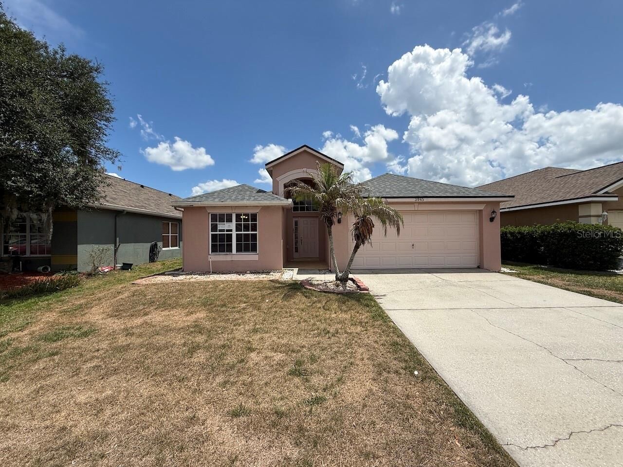 Property Photo: 3045 Merlot Way FL 34714