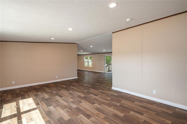 Property Photo: 270 Old Bartow Lake Wales FL 33830