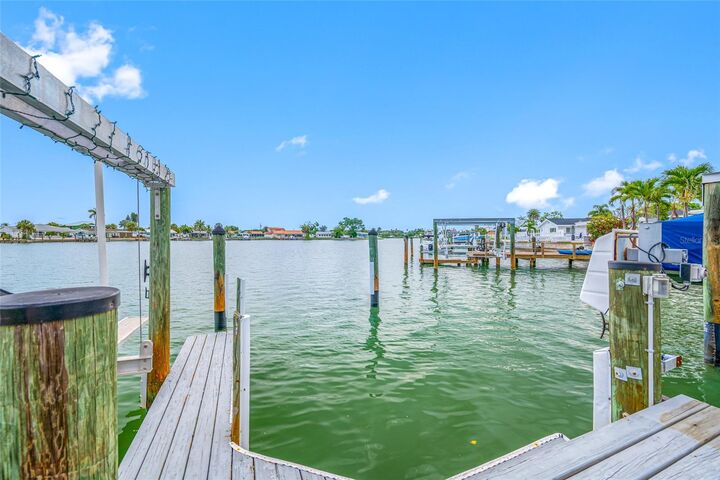 Property Photo:  560 79th Street S  FL 33707 