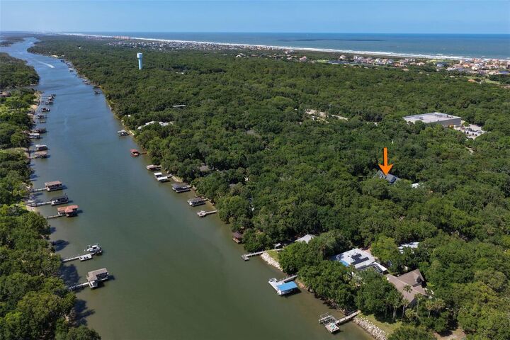 Property Photo: 117 Hernandez Avenue FL 32137
