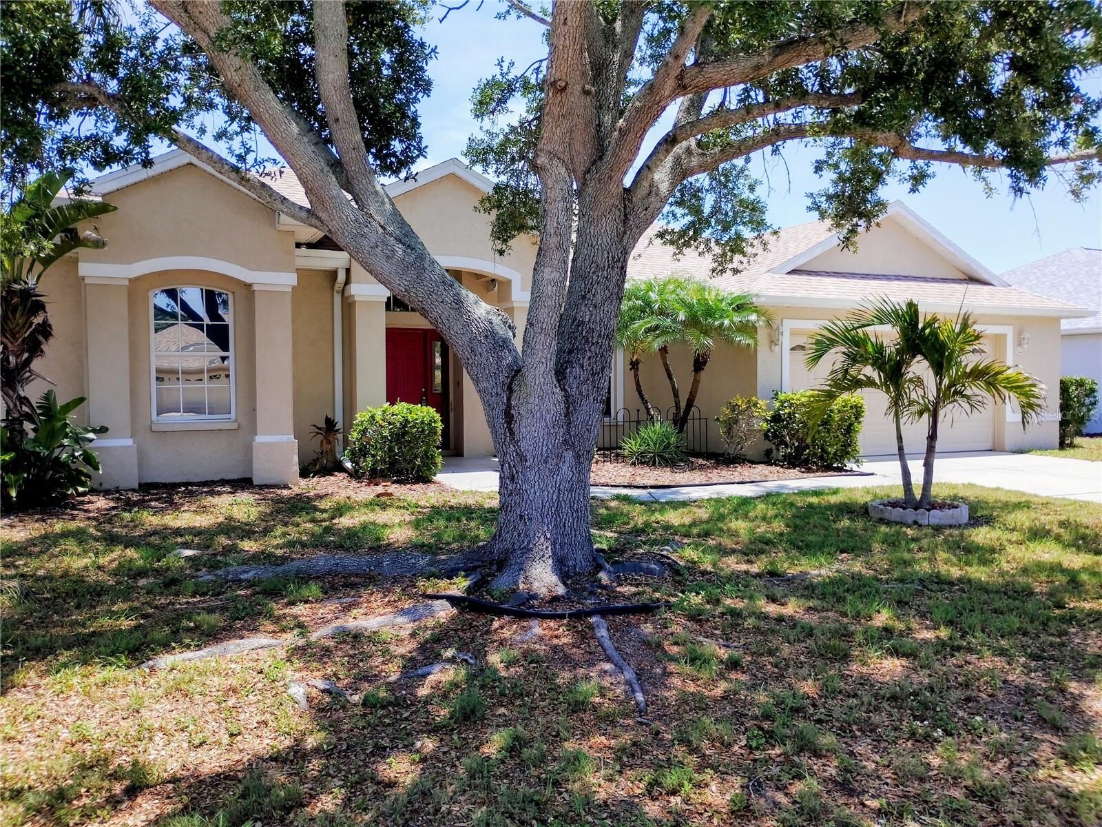 Property Photo: 4509 30th Lane E FL 34203