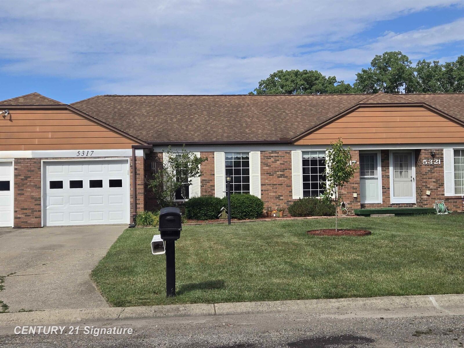 Property Photo: 5317 Vineyard Lane MI 48433