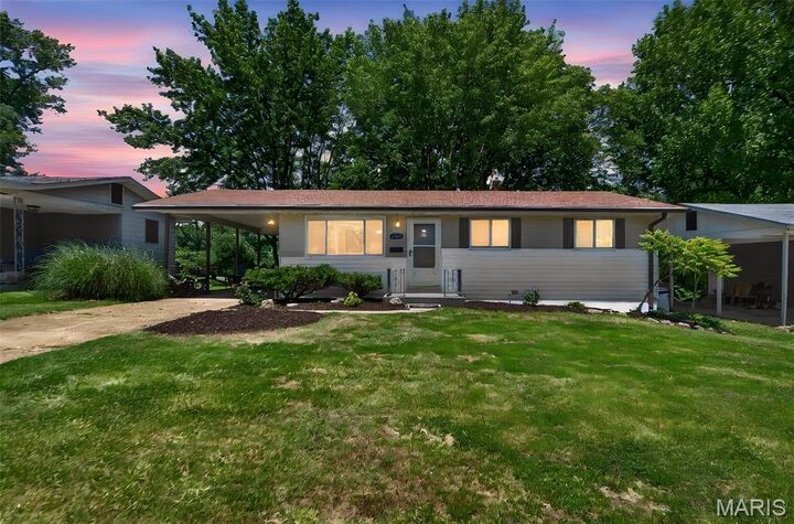Property Photo:  8625 Moran Place  MO 63114 