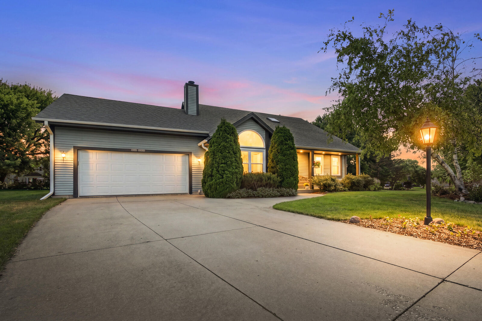 Property Photo:  W246n5876 Partridge Ct  WI 53089 