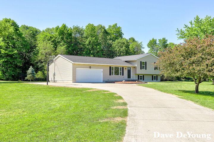 Property Photo:  6756 119th Avenue  MI 49408 