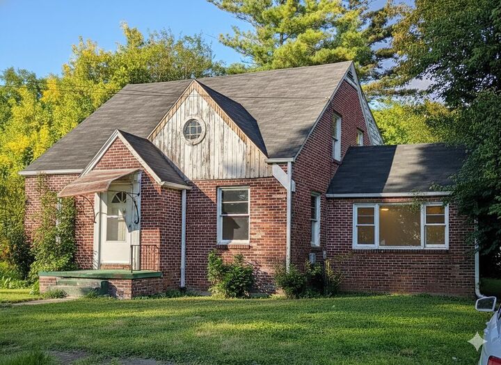 Property Photo: 544 S 13th Street MI 48601