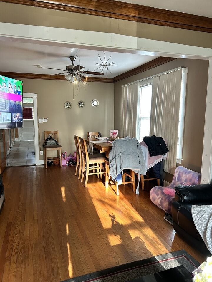 Property Photo: 1305 S 51st Avenue IL 60804