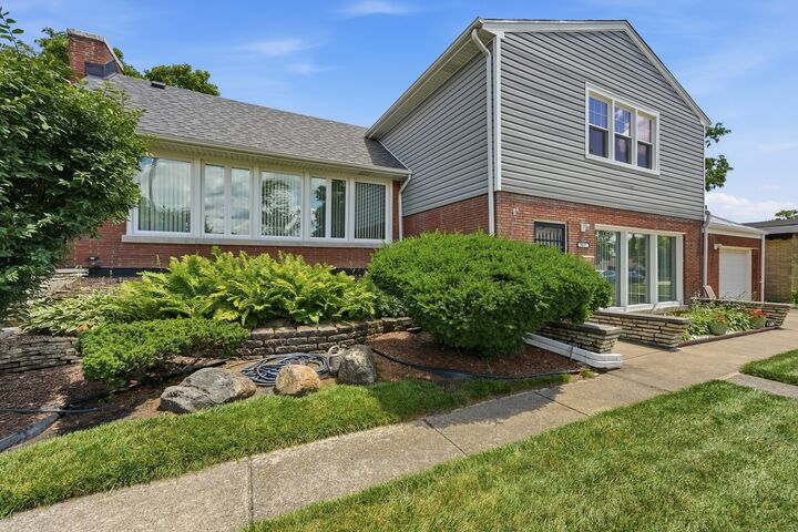 Property Photo:  9817 Tulley Avenue  IL 60453 