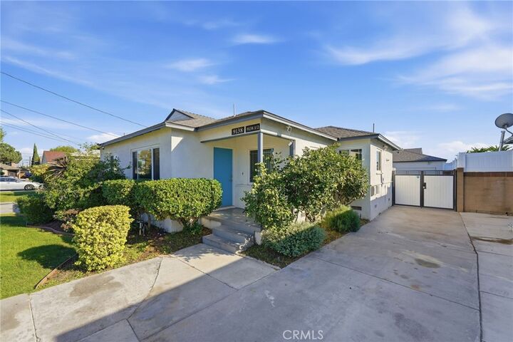 Property Photo:  9138 Rendalia  CA 90706 