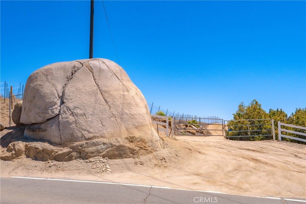 Property Photo: 2526 Camaron CA 92590